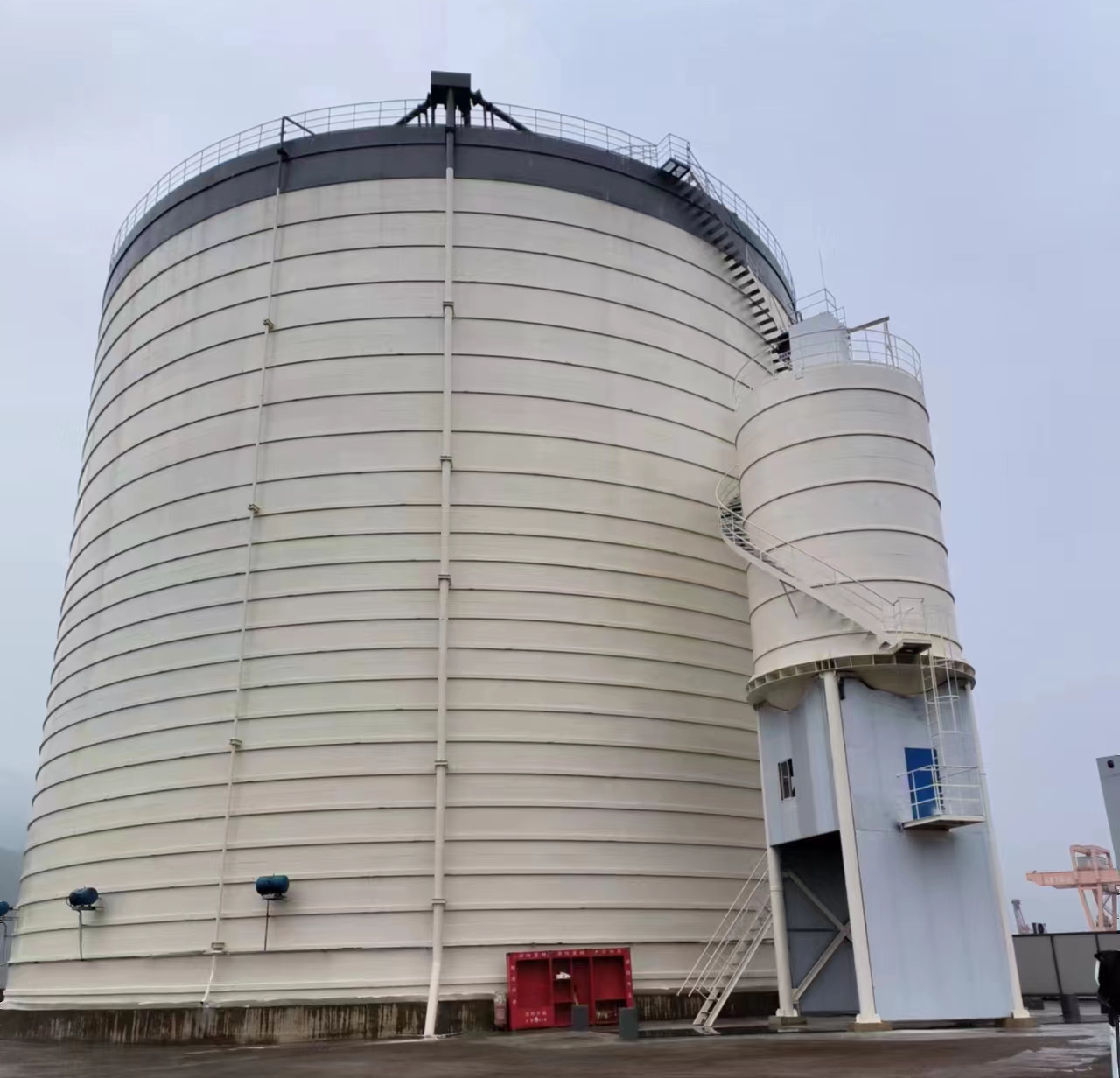 商都10万吨水泥钢板库